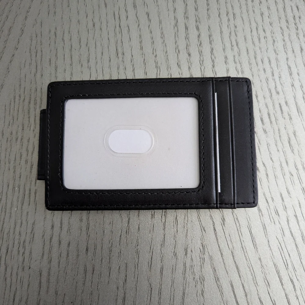 Men's Amazon Essentials Magnetic closure Wallet